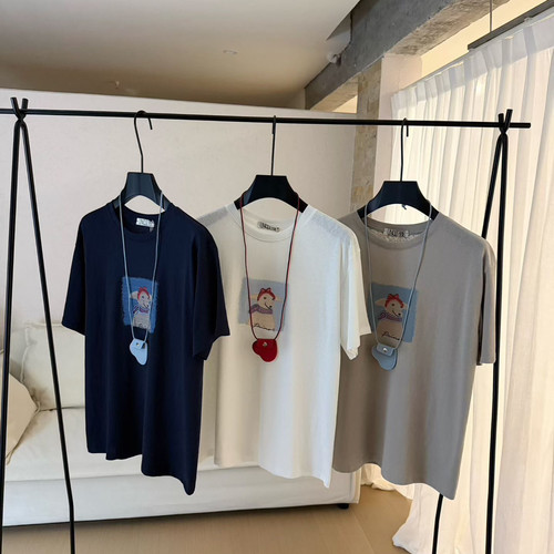 UNCLE BE26年夏上新设计感印花百搭休闲短袖T恤(配包包)