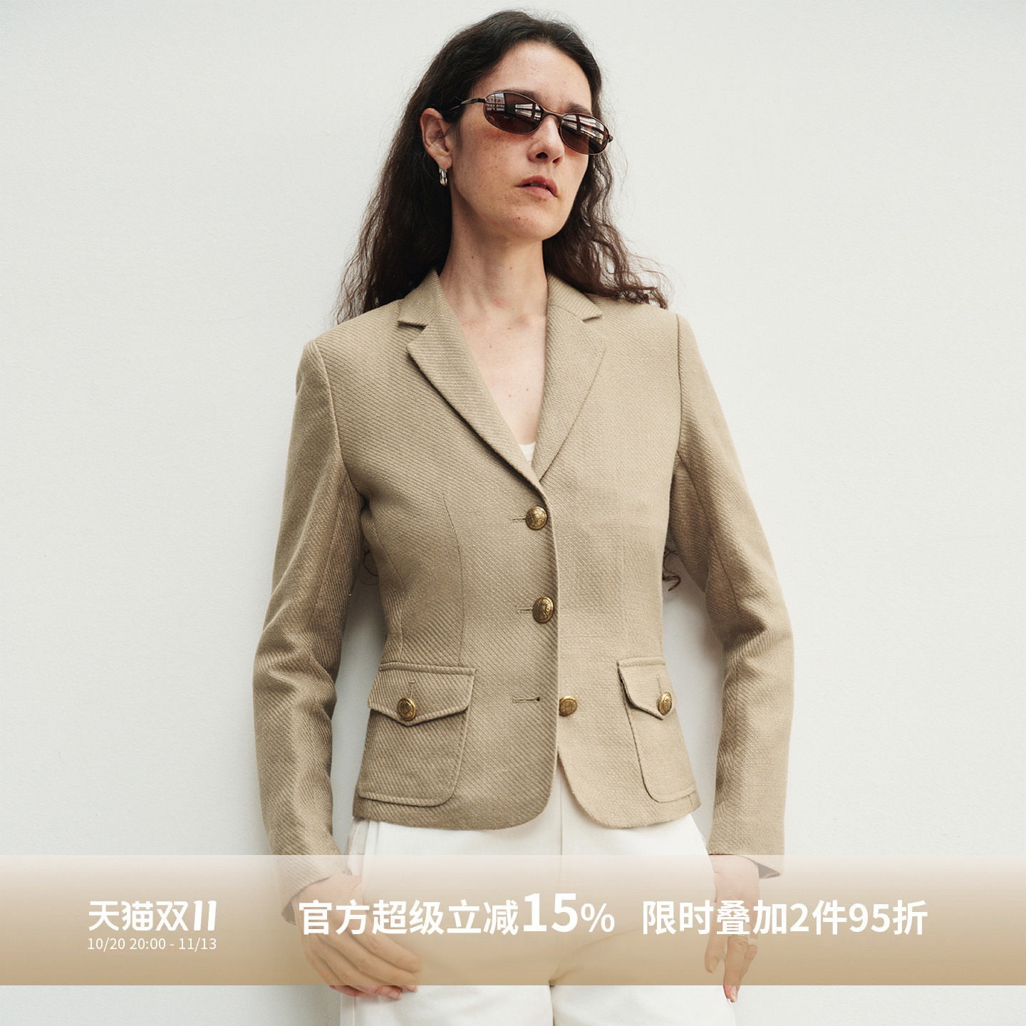 A Memory Inside 斜纹金扣西装外套女短款收腰复古休闲小西装春秋