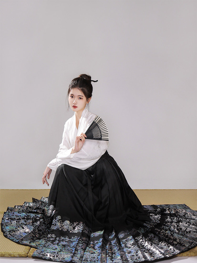 ZHOUXUEYOUYOULUMING 원래 명나라 HANFU 여성의 일일 모조 진주 말 얼굴 스커트 중국 스타일 판타지 컬러 골드 파우더 골드