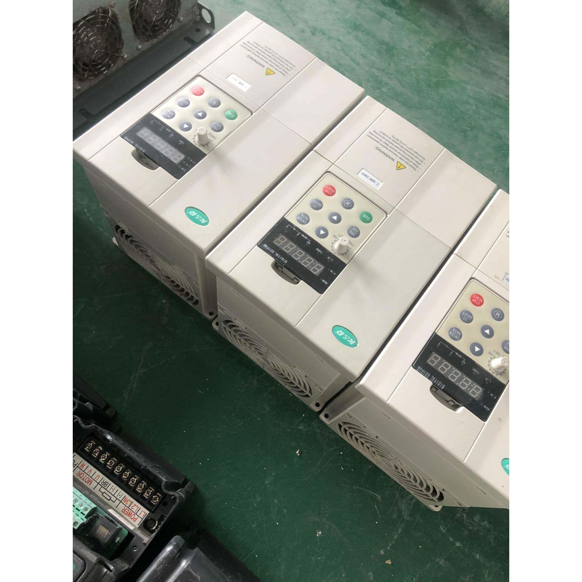 成色新科润变频器 acd600-4t7.5gb 7.5kw议价