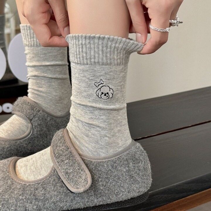卡通秋冬可爱ins风小狗刺绣中筒