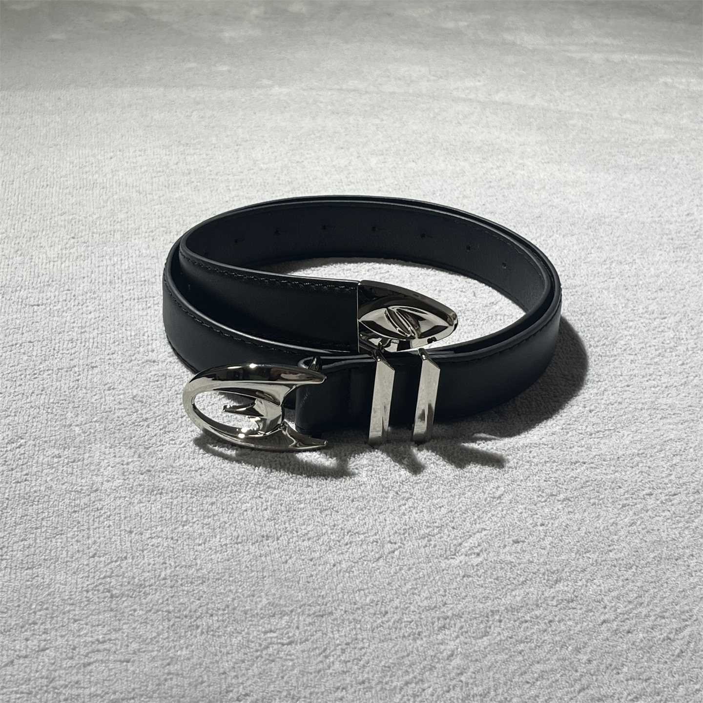 暗黑系金属扣腰带小众设计
