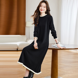 赫本风黑色内搭羊毛针织连衣裙女秋冬加厚木耳边打底毛衣裙配大衣