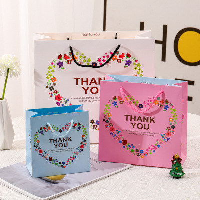 厂家直销现货爱心礼品袋Thankyou过生日儿童幼儿园糖果手提纸袋子