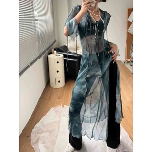 高档iu同款 防晒 蓝色性感绑带开叉连衣裙女设计感小众辣妹镂空长袖