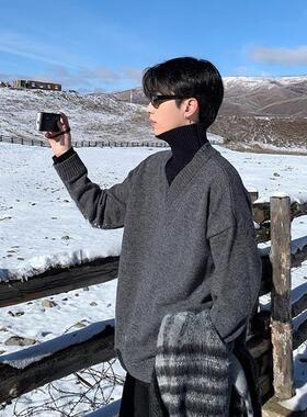 灰色假两件深v领毛衣男款秋冬季慵懒风高级感oversize针织打底衫