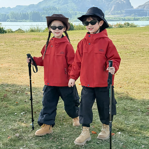 男童三合一冲锋衣儿童春秋装2026新款女童红色外套防风登山户外服
