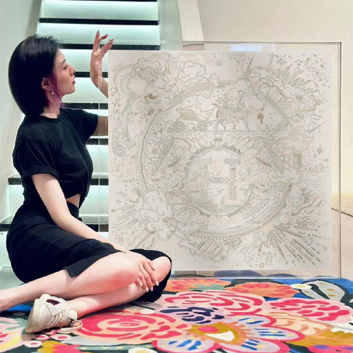 客厅高级感大牌丝巾装饰画法式简约玄关走廊亚克力框挂画落地画