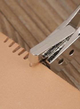 Garment Sewing Pliers Stainless Steel Pattern Notcher Design