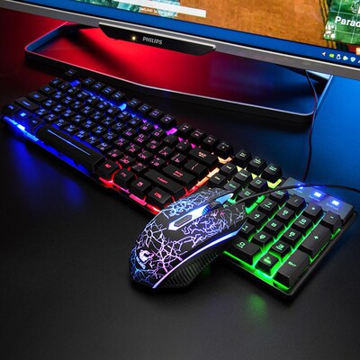 Wired Backlit 104 Keys Gaming Keyboard Four DPI adjustable M