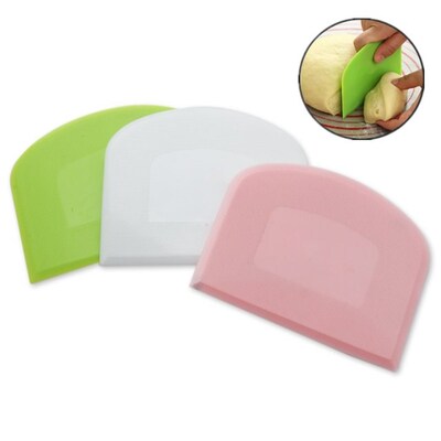 1PC Plastic Dough Scraper Cream Smooth Cake Spatula Baking P
