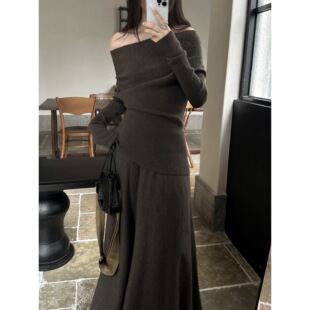 一字肩针织套装连衣裙子女秋冬季法式气质修身感长裙女装时尚套装