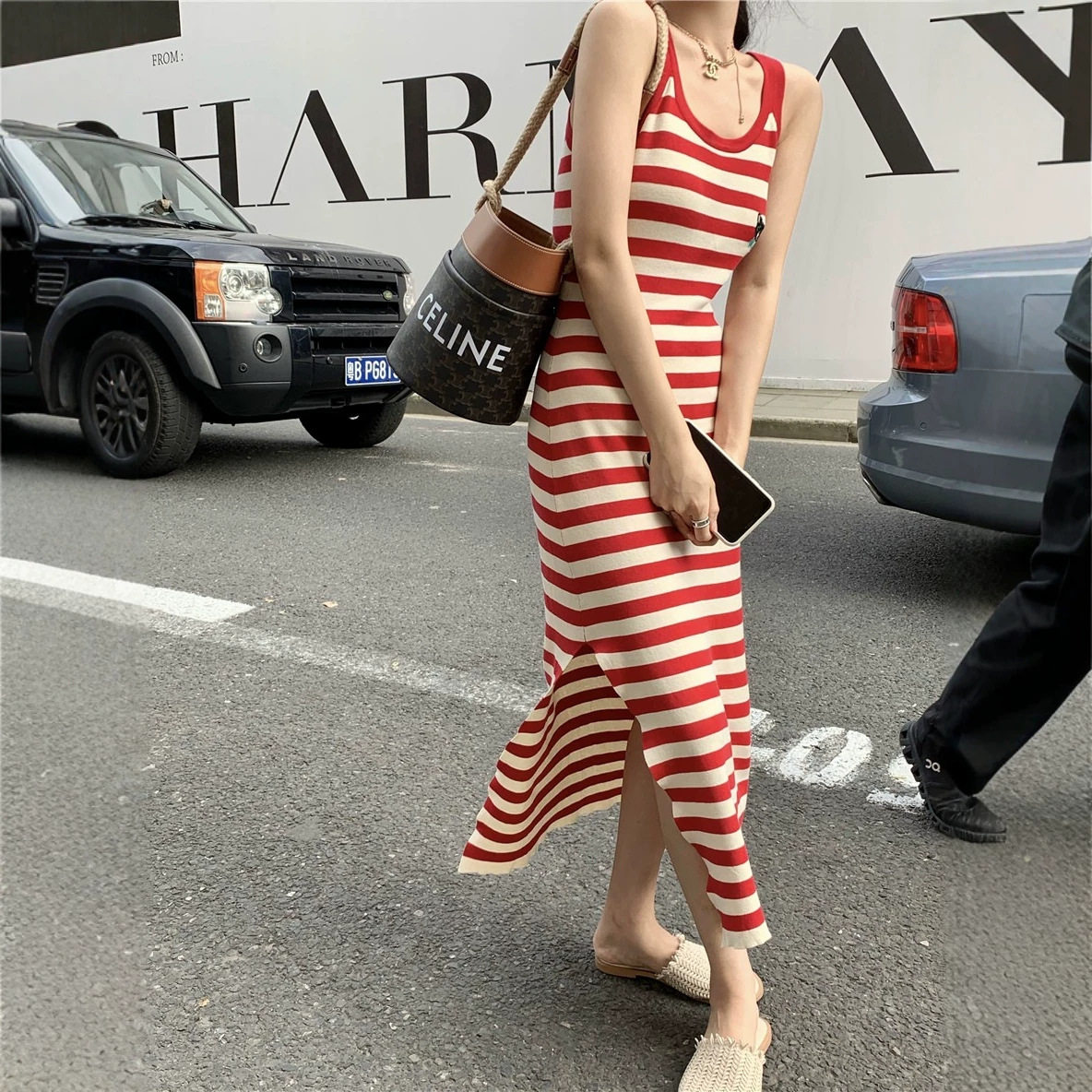 夏季甜辣红色吊带条纹包臀连衣裙