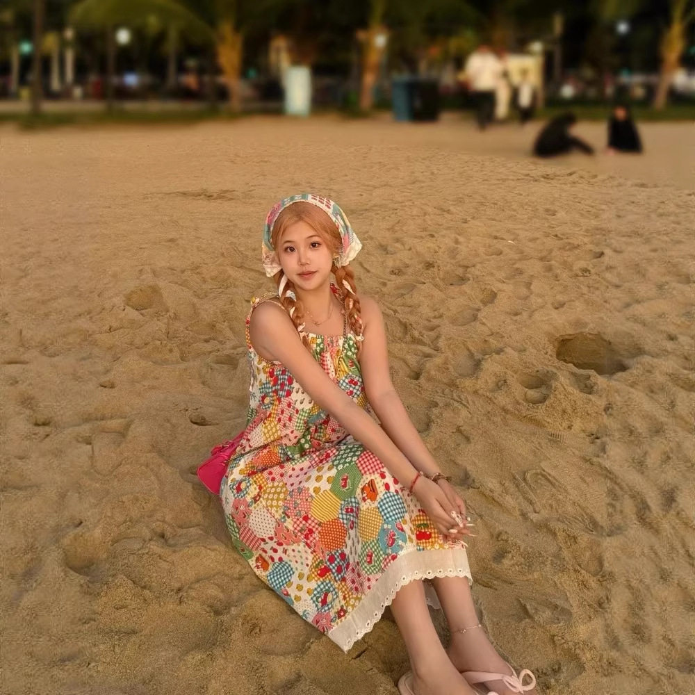 甜美减龄碎花吊带连衣裙女2026年夏季新款拼接花气质无袖长裙子