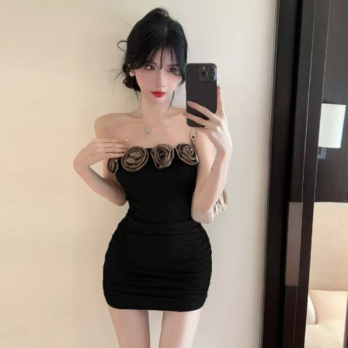 夏季一字肩显瘦立体花朵连衣裙女