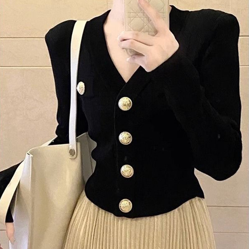 黑色法式V领针织开衫毛衣女春秋温柔风小香气质修身短款外套上衣