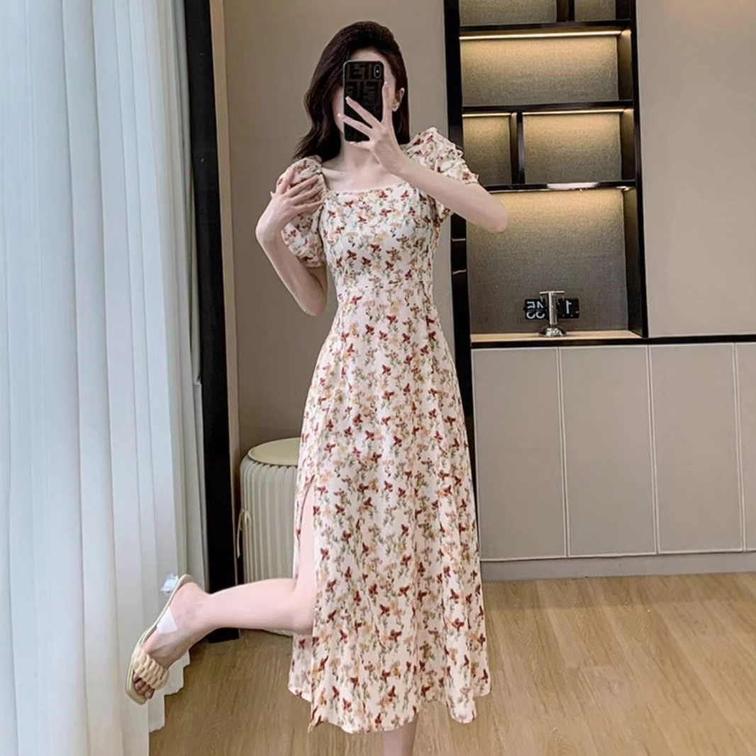 夏季法式复古碎花泡泡袖连衣裙女