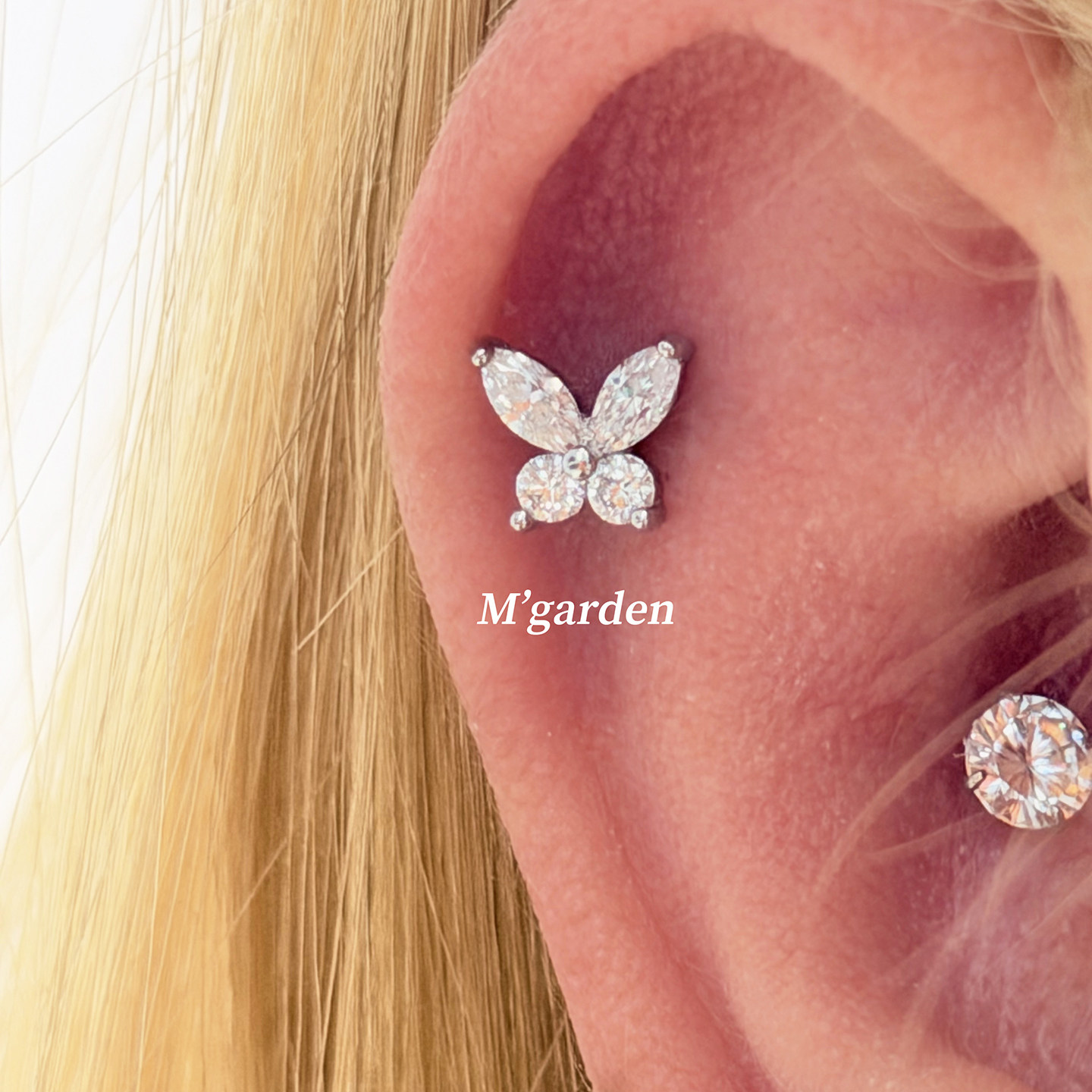 Mercurys莫桑钻蝴蝶平底耳骨钉内螺纹养耳钉通体925银耳窝钉免摘