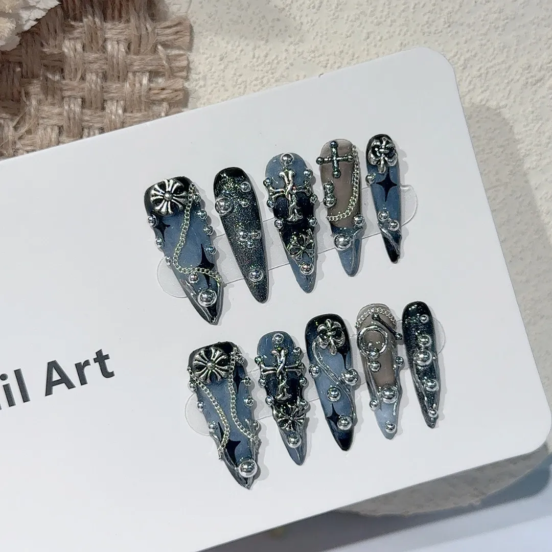 『十字与铆钉』暗黑朋克金属辣妹ins哥特穿戴甲尖门穿戴甲,彩妆/香水/美妆工具,穿戴甲/甲片,淘宝优惠券,粉丝福利购,淘宝优惠卷