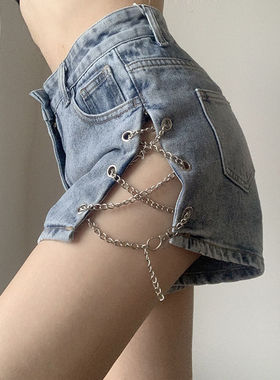 Oversized side chain split denim shorts 侧面链条开叉牛仔短裤