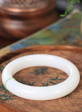 天然新疆和田玉羊脂级白玉57圈口手镯大气典雅古风男女手饰收藏