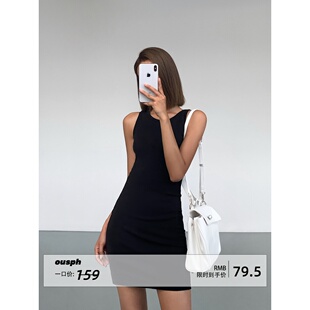 露背吊带背心连衣裙女性感收腰短款 针织修身 现货5折 ousph