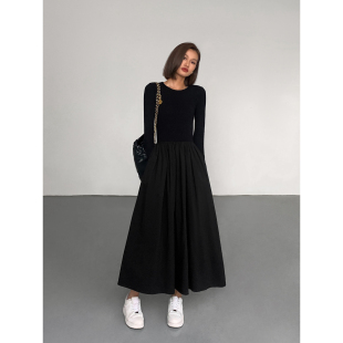 收腰修身 针织连衣裙女秋季 显瘦气质高级感长裙 黑色圆领长袖 ousph