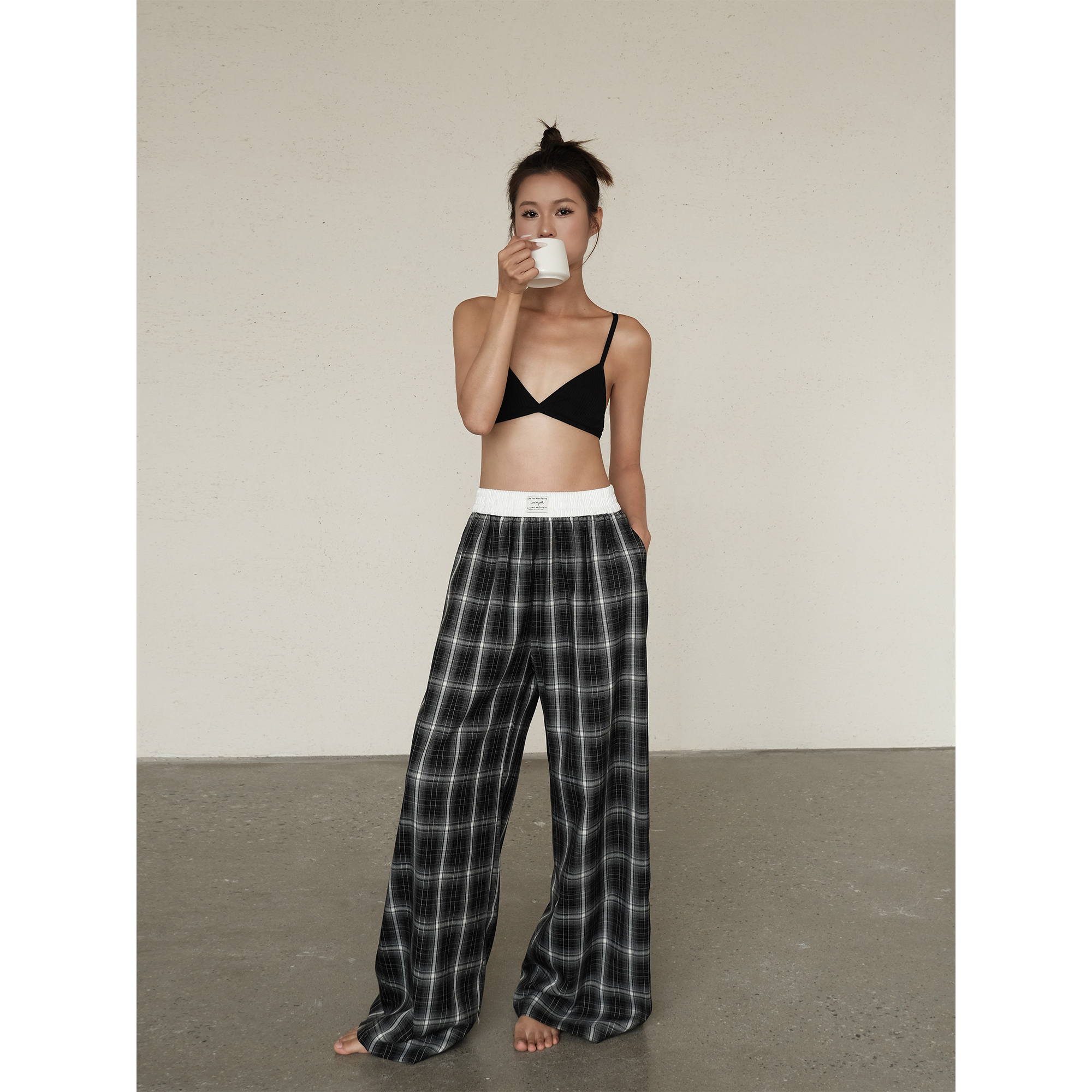 设计感直筒黑白格裤子女收腰显瘦