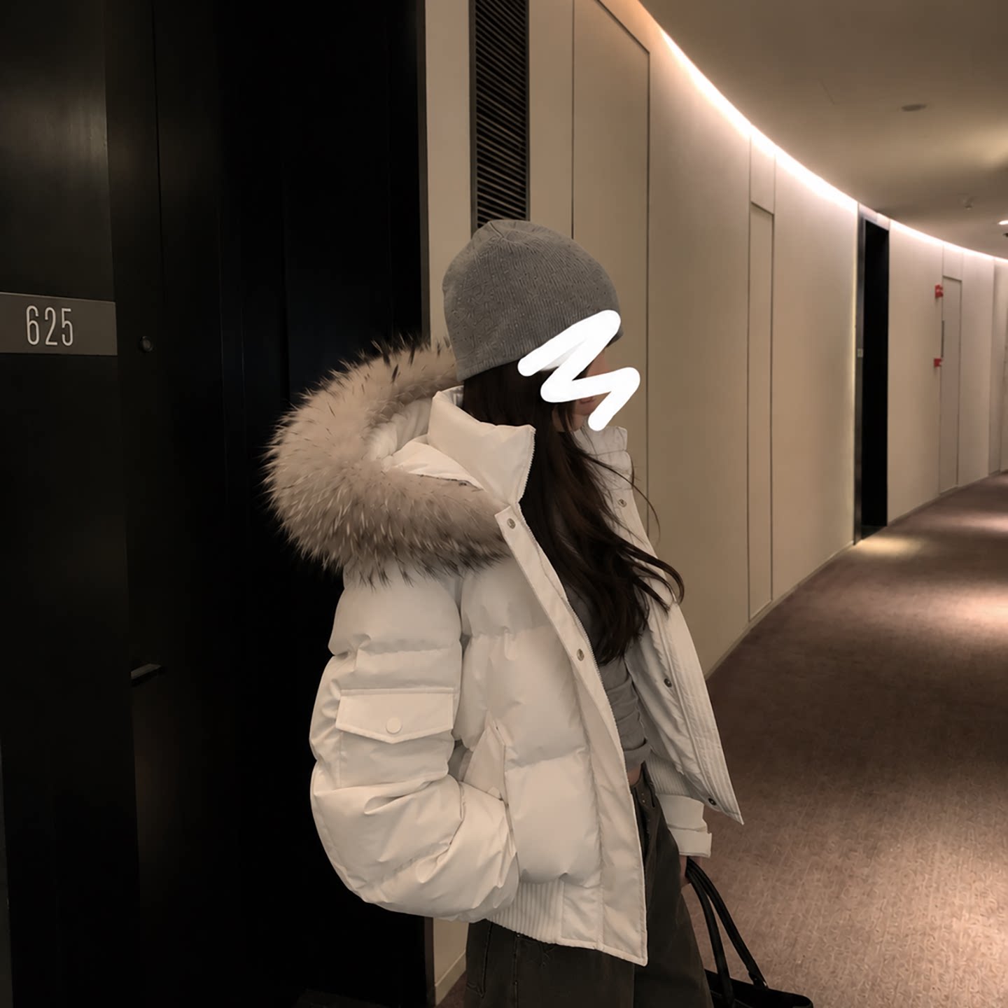 冬季小个子短款加厚保暖棉服女图片