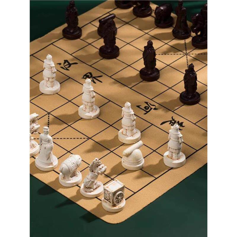 秦俑象棋兵马俑文化中国象棋旅游纪念品桌游对战带棋盘收藏摆件