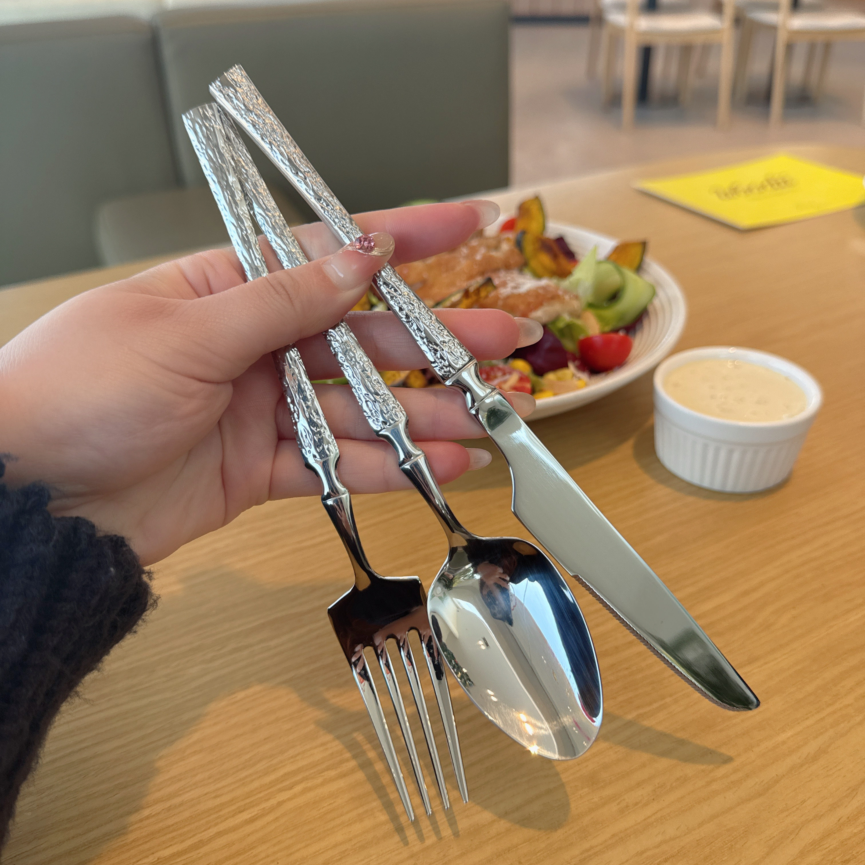 高级轻奢 锤纹304不锈钢西餐刀叉勺牛排专用高颜值三件套西餐餐具,餐饮具,西餐餐具套装,淘宝优惠券,粉丝福利购,淘宝优惠卷