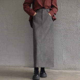 AIRIQI冬季 休闲百搭高腰显瘦PU直筒后开衩半身裙女AY44BQ239 新款