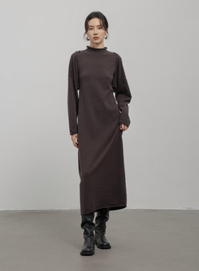 黑标BAIZHUO春季新款极简背心连衣裙+针织衫羊毛套装女AZ44TZ568