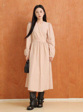 AIRIQI秋季新款休闲收腰系带长袖v领斜门襟暗扣连衣裙女AH43LQ303