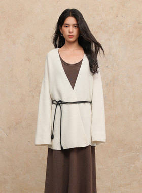 黑标BAIZHUO商场同款25秋新款休闲V领全羊毛针织开衫女AZ53KS285