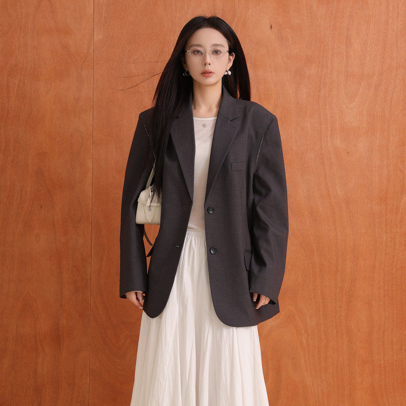 AIRIQI商场同款25秋新款小翻领简约宽松廓形西装外套女AY5