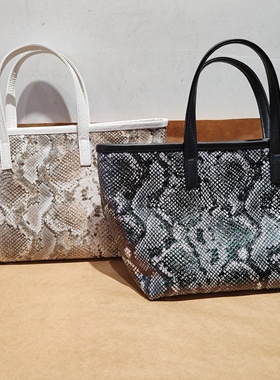 出口日本小羊皮压蛇纹软皮轻托特通勤手提女包