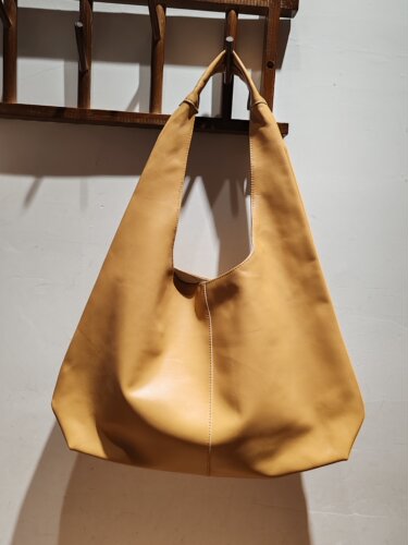 微瑕出口日本女包山羊皮通勤休闲购物单肩女包