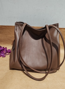 出口日本小羊皮软皮真皮通勤百搭单肩女方包