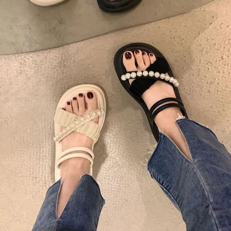 2024年夏季外穿小众厚底新款时尚百搭交叉绑带网红休闲爆款凉拖鞋