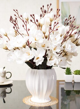 Table for home decoration indoor simulation the flowers