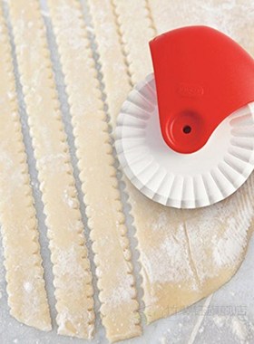 1pc Spaetzle Noodle Maker Pie Roller Dockers Dough Cutter To