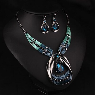 Fashion Women Statement Chain Pendant Choker Bib Necklace Ea
