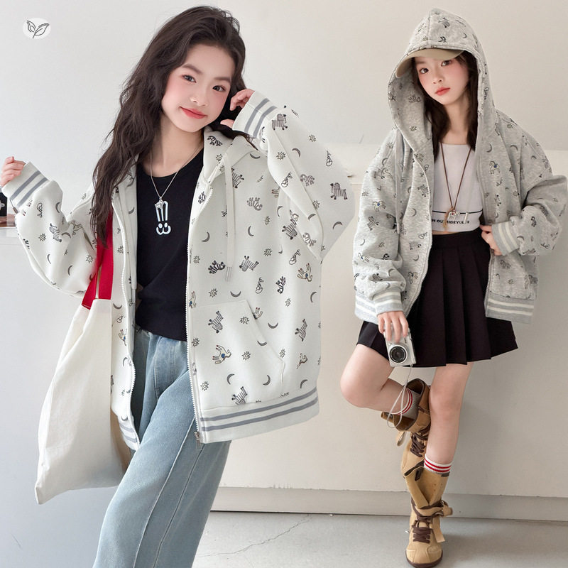 女童连帽外套2026年春季新款卡通小马印花卫衣开衫中大童外出上衣