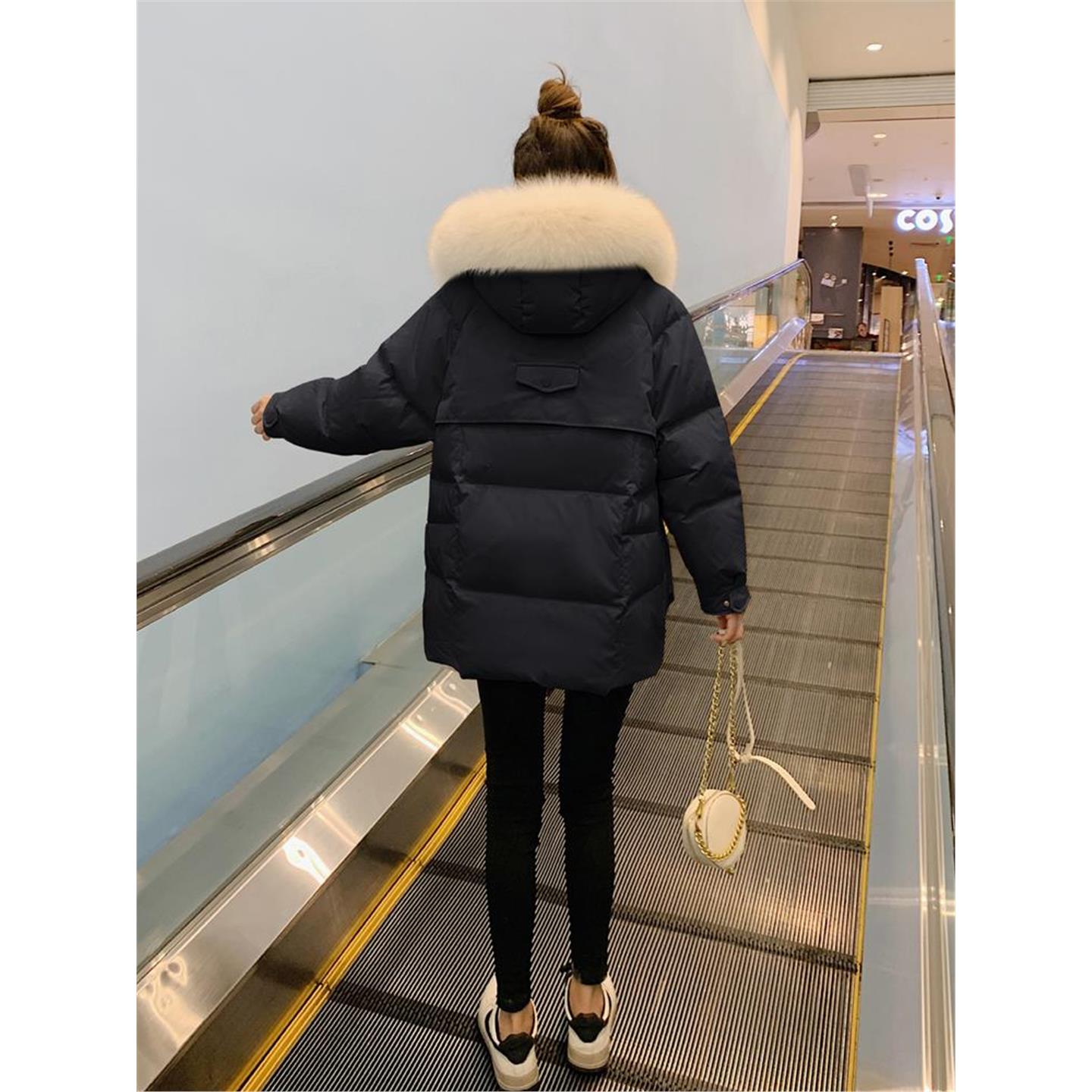 黑色羽绒服女短款大毛领小个子