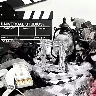 拍周边谷美道具小摆件黑色一全套装吧唧装饰小卡拍照道具相框