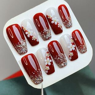 2025手工美甲贴片假指甲新年美甲新娘结婚喜庆渐变小花花穿戴甲