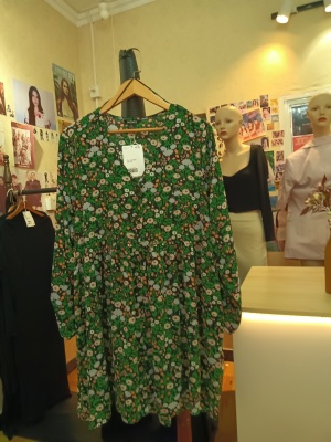 monki绿色碎花油画风交叉v领收腰长袖雪纺连衣裙商场撤柜品牌