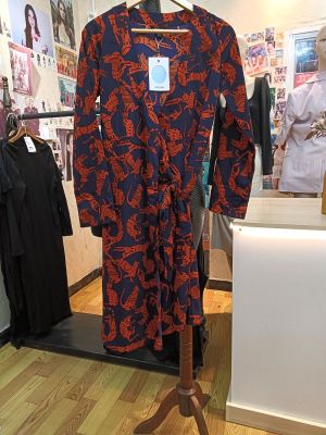 monki红色动物印花图案v领绑带收腰一片式长袖连衣裙商场撤柜品牌