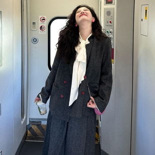 韩系2025新款深灰色高腰裙装一整套女秋冬季大方得体深冬穿搭套装